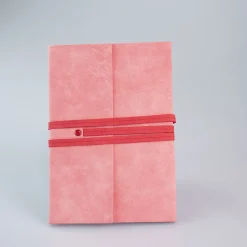 Quaderno Rosa Con Laccetto - 80Fogli